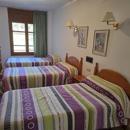 Puitavaca Hotel Ribera de Cardós